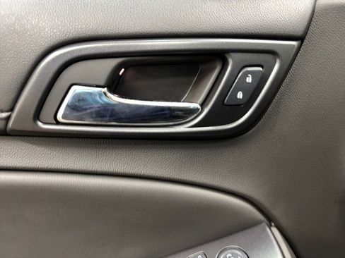 Used 2017 Chevrolet Tahoe LT image 12