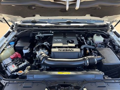 Used 2022 Nissan Frontier SV image 24