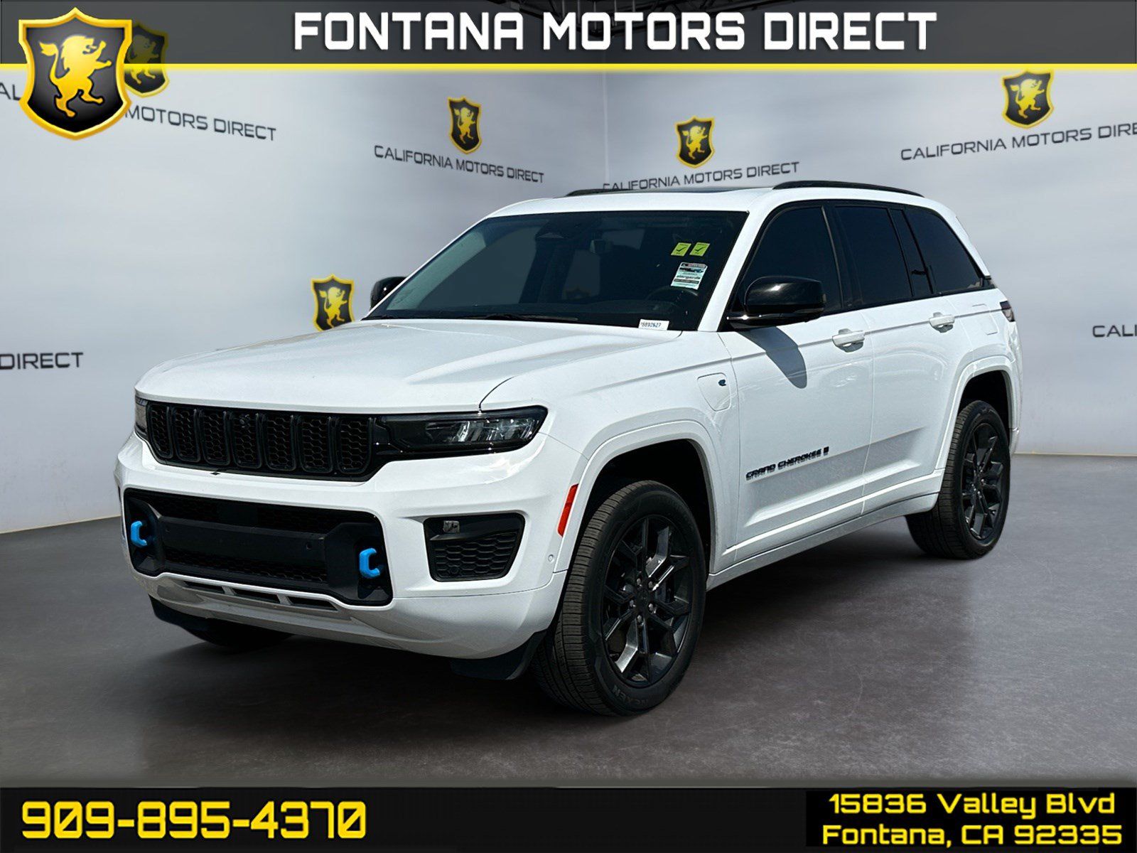 Used 2023 Jeep Grand Cherokee 30th Anniversary AWD/4WD image 1