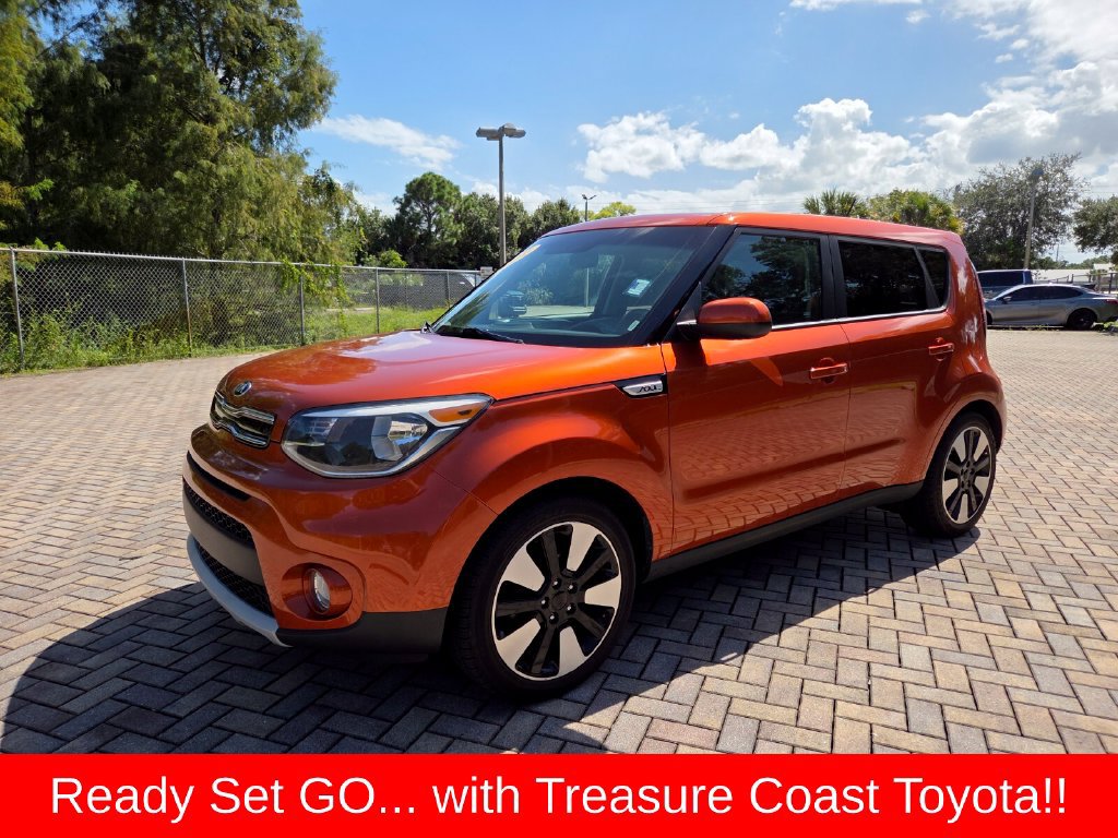 Used 2019 Kia Soul + FWD image 4