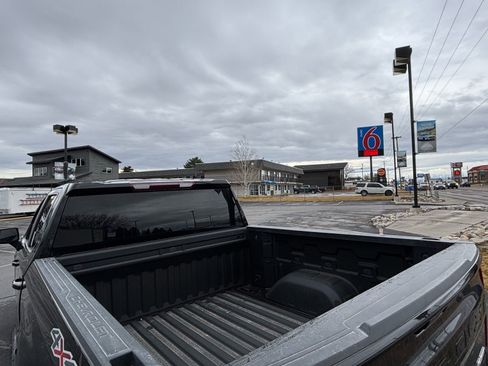 Used 2022 Chevrolet Silverado 1500 RST image 35