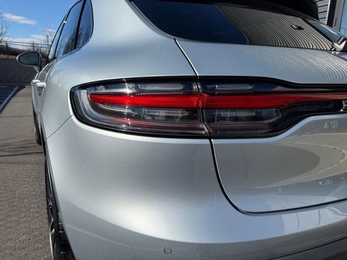 Certified 2025 Porsche Macan Turbo image 14