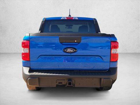 New 2025 Ford Maverick XLT image 8
