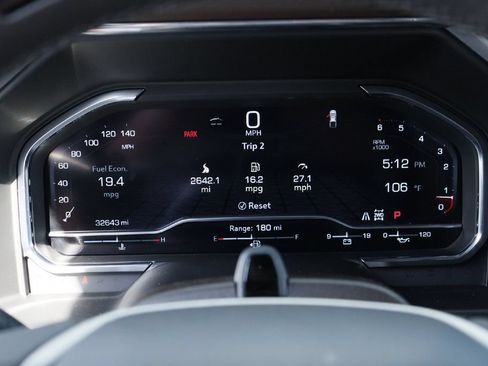 Used 2025 GMC Sierra 1500 Denali AWD/4WD image 9