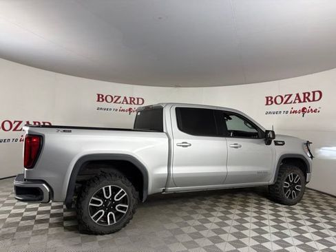 Used 2020 GMC Sierra 1500 Elevation w/ Elevation Value Package AWD/4WD image 9
