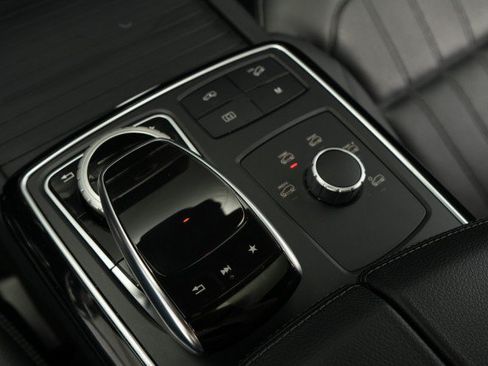 Used 2019 Mercedes-Benz GLE 43 AMG 4MATIC image 47