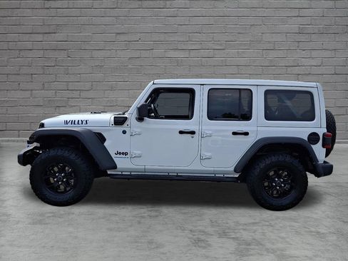 Used 2024 Jeep Wrangler Unlimited AWD/4WD image 7