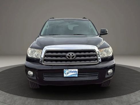 Used 2012 Toyota Sequoia SR5 image 34