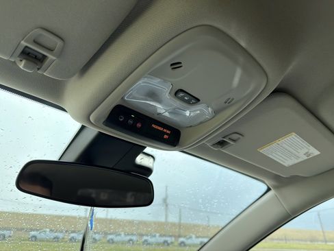 Used 2024 Buick Encore GX Preferred w/ Comfort Package image 32