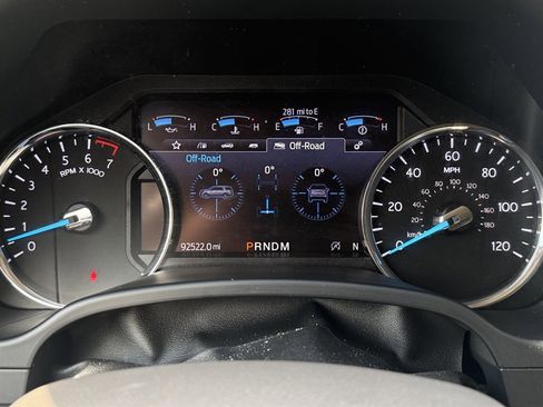 Used 2020 Ford Expedition Max Limited image 8