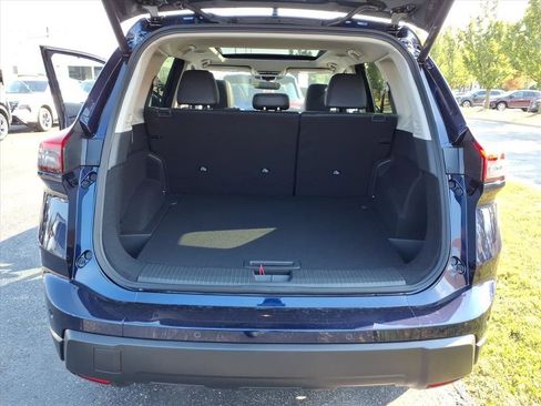 New 2026 Nissan Rogue SV w/ SV Premium Package image 31