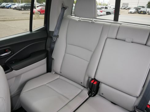 Used 2023 Honda Ridgeline RTL image 12