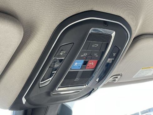 Used 2024 Jeep Wagoneer Series II AWD/4WD image 61