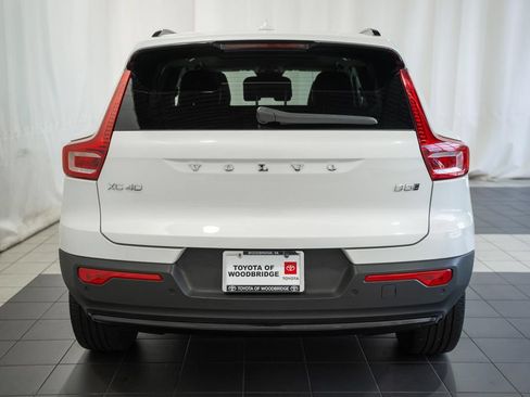 Used 2023 Volvo XC40 B5 Plus w/ Driver Assist Package AWD/4WD image 5