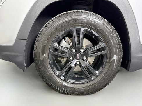 Used 2023 GMC Terrain AT4 AWD/4WD image 29