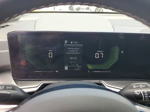 Certified 2025 Kia Sorento EX w/ Panoramic Sunroof Package image 19