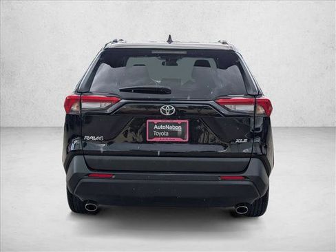 Certified 2025 Toyota RAV4 XLE FWD image 7