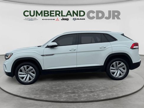 Used 2023 Volkswagen Atlas Cross Sport SE AWD/4WD image 3