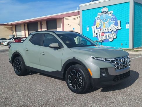Used 2022 Hyundai Santa Cruz SEL Premium w/ Cargo Package AWD/4WD image 2