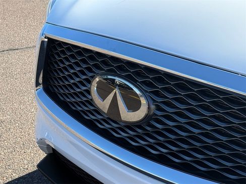 Used 2022 INFINITI QX50 Luxe image 34