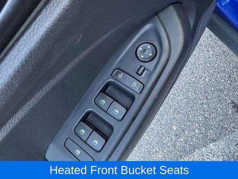 Used 2024 Hyundai Venue Limited image 21