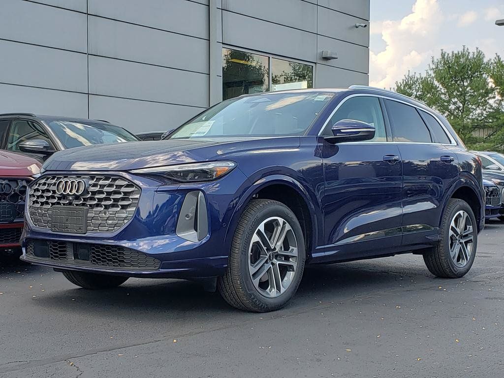 New 2026 Audi Q5 Premium Plus AWD/4WD image 1