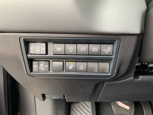 New 2026 Toyota Tundra Platinum image 28