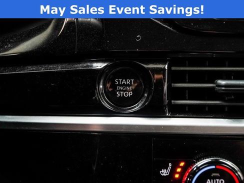 Used 2025 Nissan Pathfinder SV AWD/4WD image 26