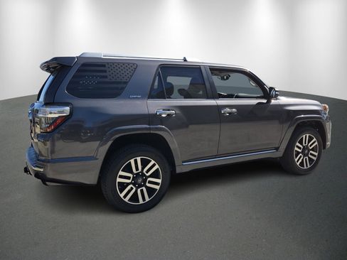 Used 2018 Toyota 4Runner Limited image 7