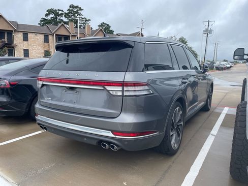 Used 2021 Lincoln Aviator Reserve w/ Equipment Group 201A AWD/4WD image 4