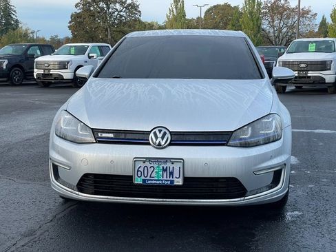 Used 2016 Volkswagen e-Golf SEL Premium image 9