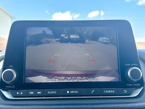 Used 2023 Nissan Rogue SV AWD/4WD image 40