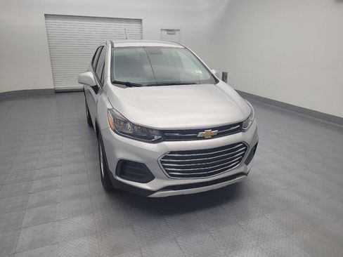 Used 2021 Chevrolet Trax LS w/ Tint and Cruise Package FWD image 14