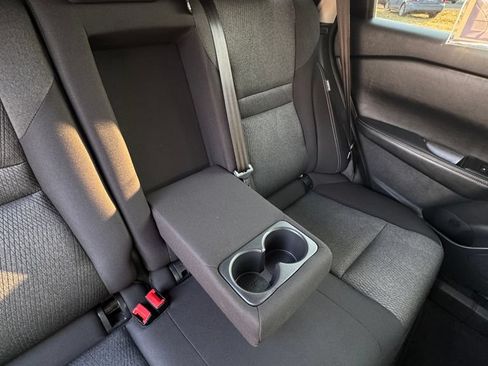 Used 2025 Nissan Rogue SV FWD image 26