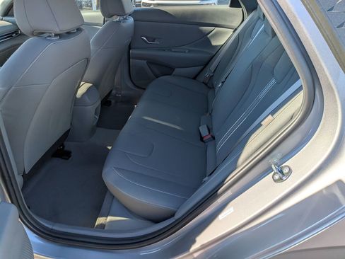 New 2026 Hyundai Elantra SEL Sport FWD image 19
