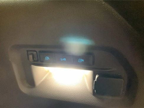 Certified 2023 Ford Explorer Platinum w/ Technology Package image 24