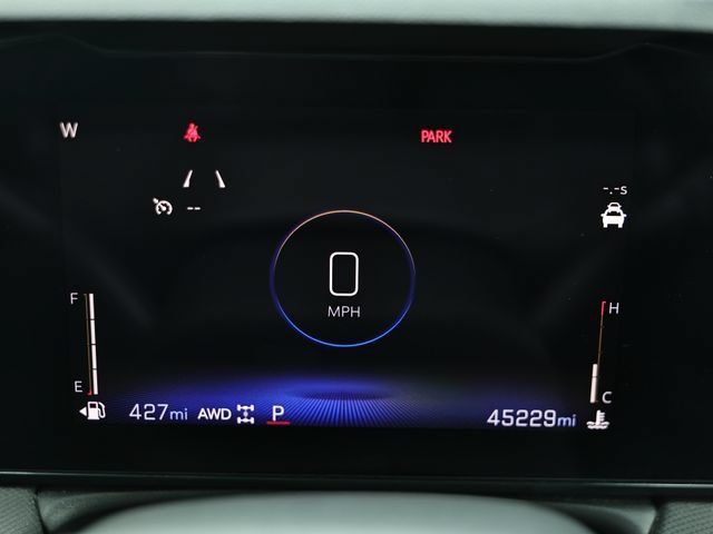 Used 2025 Chevrolet TrailBlazer LT AWD/4WD image 30