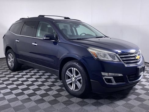 Used 2017 Chevrolet Traverse LT AWD/4WD image 21