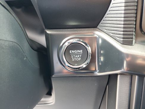 Used 2024 Ford F150 Platinum w/ Equipment Group 702A High AWD/4WD image 29