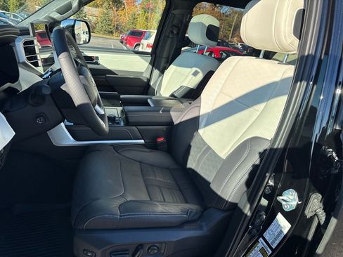 Used 2025 Toyota Tundra Capstone image 15