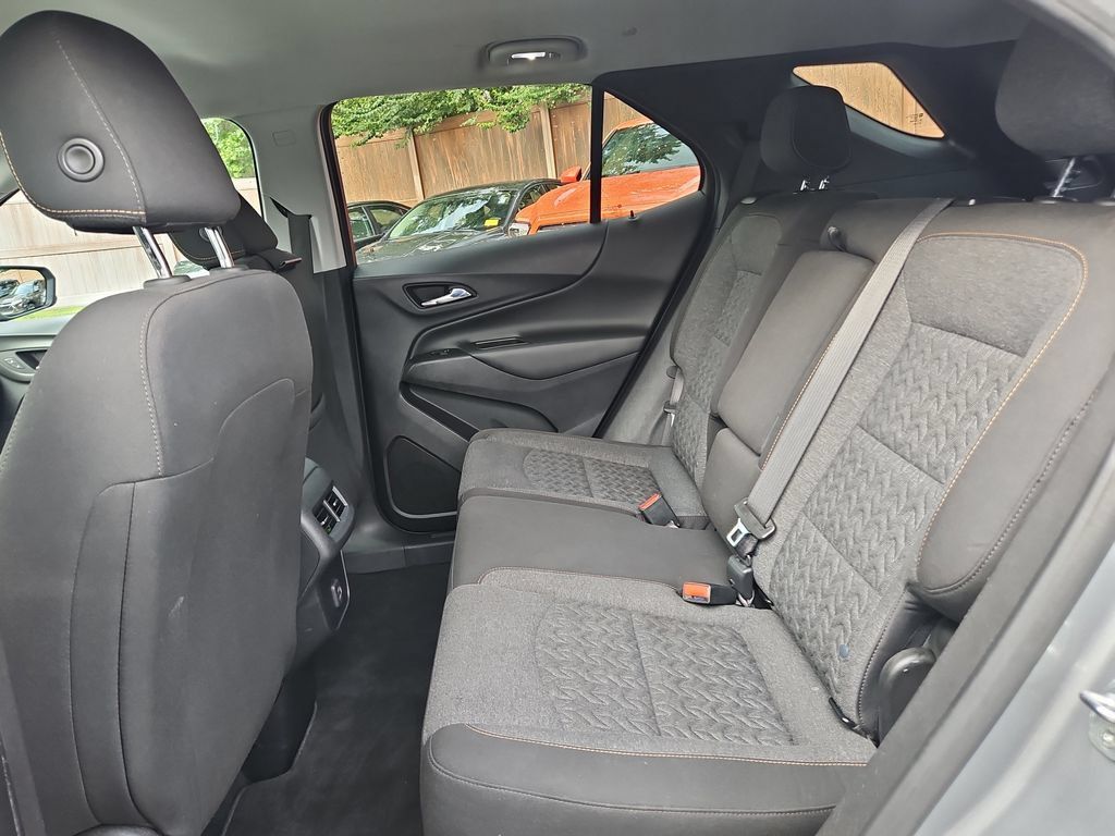 Used 2023 Chevrolet Equinox LT FWD image 16