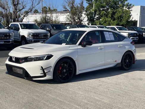 Used 2023 Honda Civic Type R image 5