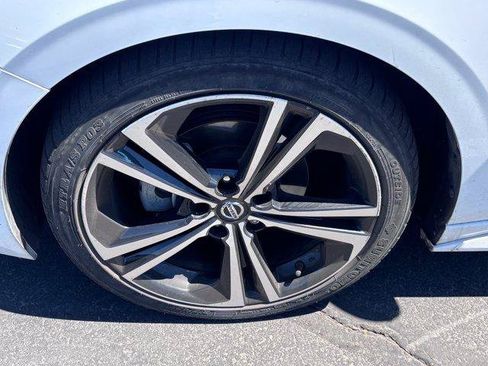 Used 2021 Nissan Sentra SR w/ SR Premium Package FWD image 6