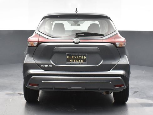 New 2025 Nissan Kicks Play S image 24