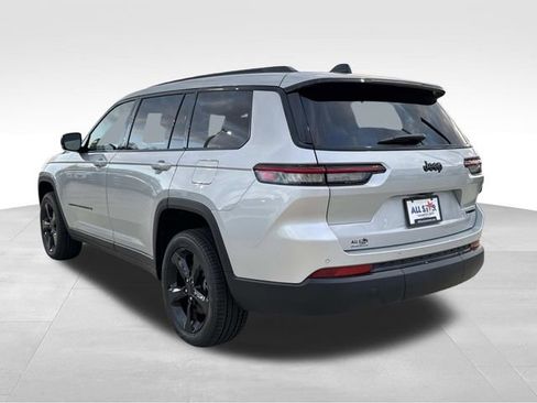New 2025 Jeep Grand Cherokee L Limited w/ Black Appearance Package RWD image 6