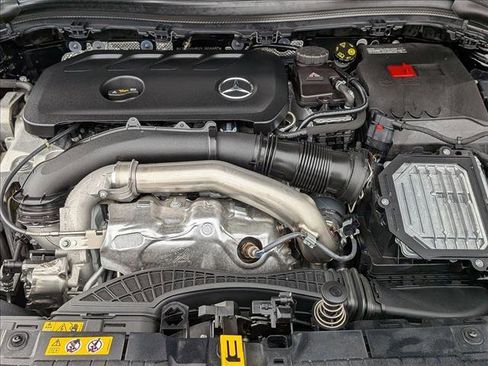 Certified 2025 Mercedes-Benz GLA 250 4MATIC image 26