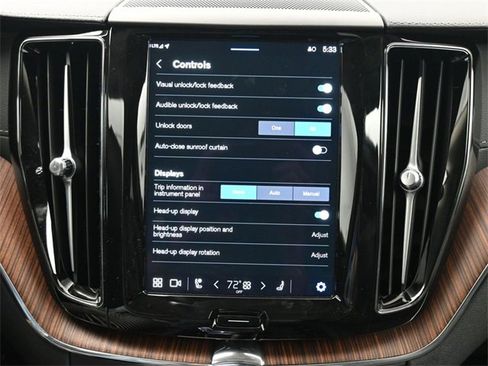 Used 2024 Volvo XC60 B5 Ultimate w/ Protection Package Premier image 17