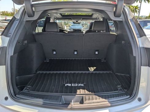 Certified 2025 Acura RDX SH-AWD image 12