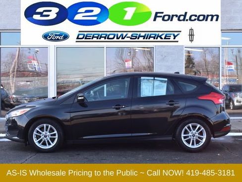 Used 2017 Ford Focus SE image 2
