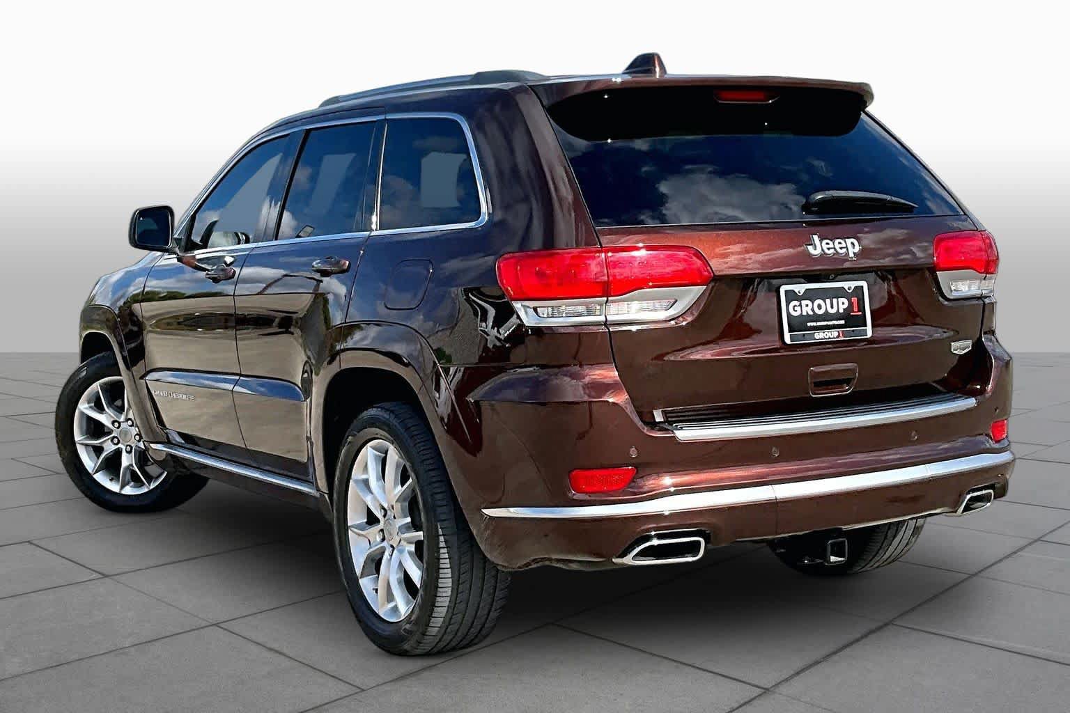 Used 2015 Jeep Grand Cherokee Summit w/ Platinum Series Group RWD image 12
